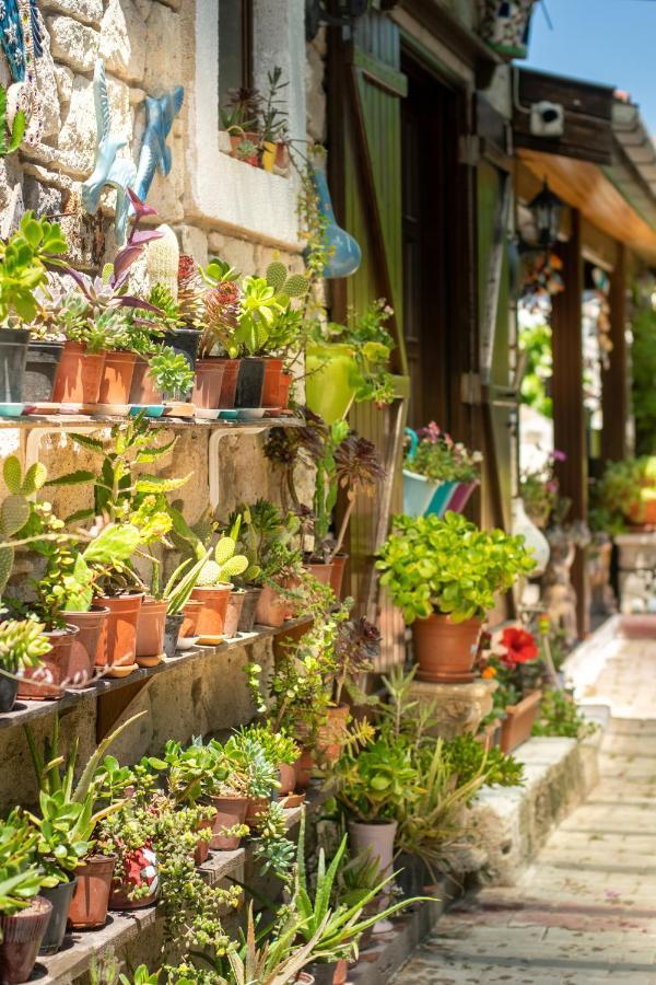 Flores Hotel Alaçatı Buitenkant foto