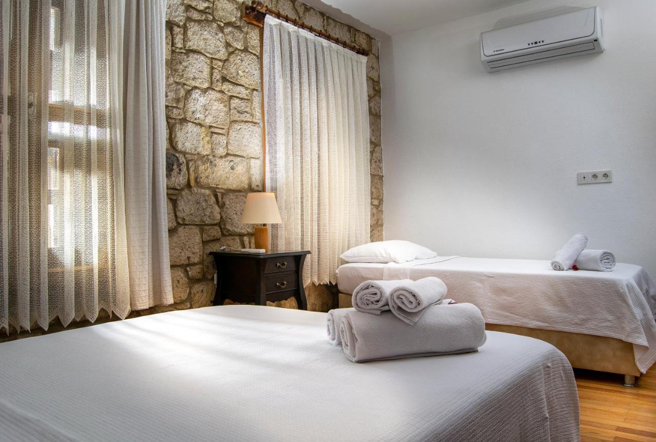 Flores Hotel Alaçatı Buitenkant foto