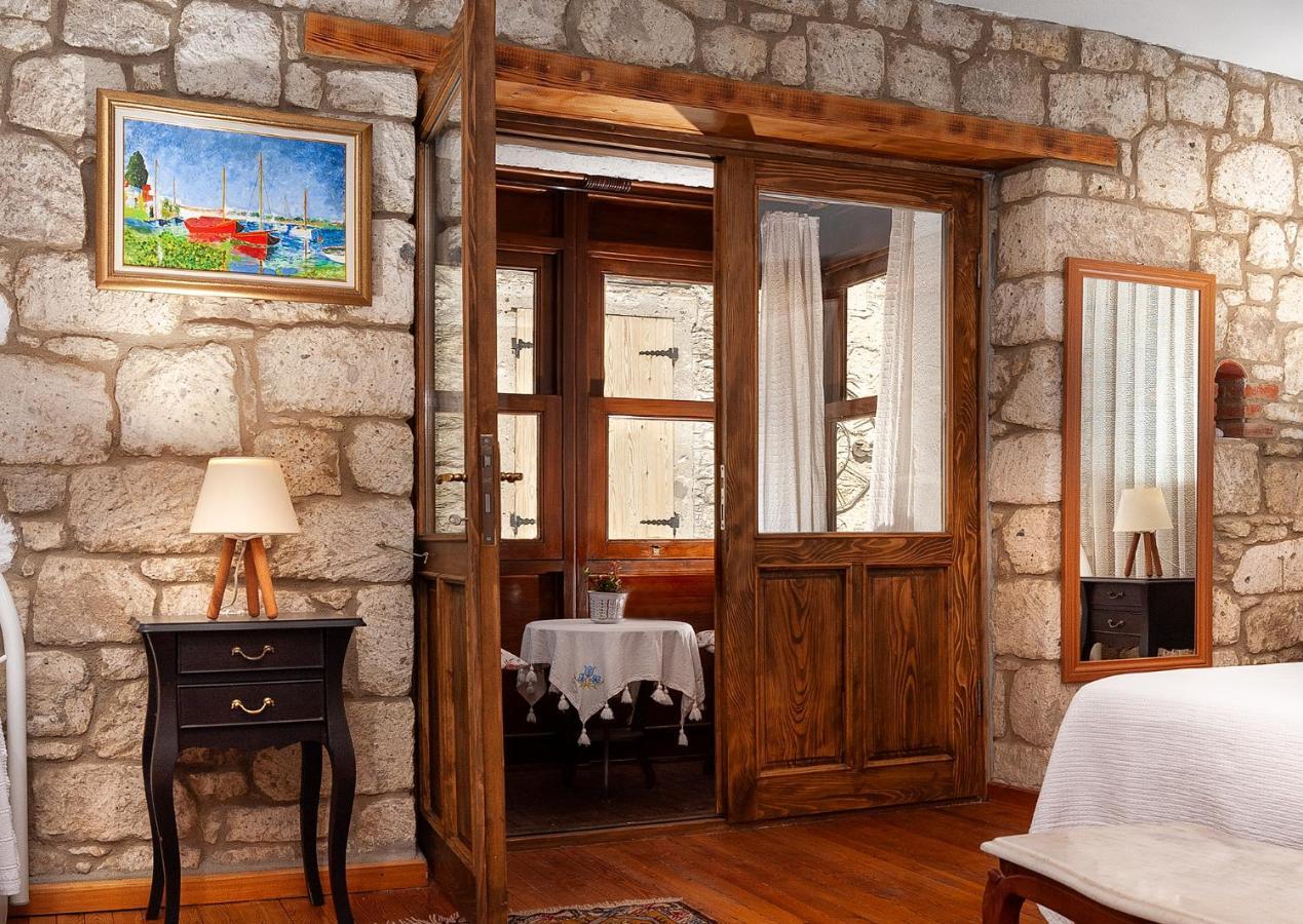 Flores Hotel Alaçatı Buitenkant foto