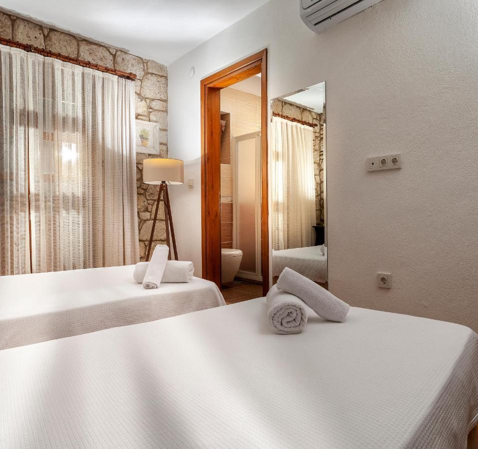 Flores Hotel Alaçatı Buitenkant foto