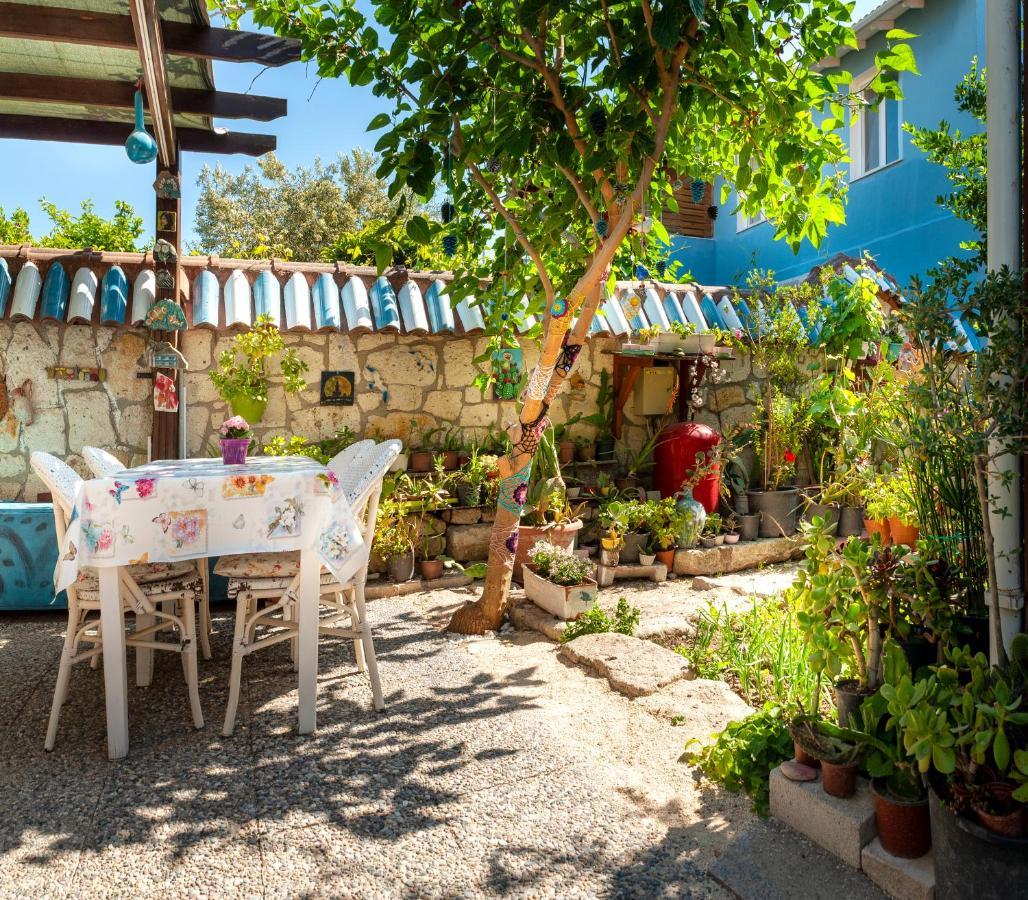 Flores Hotel Alaçatı Buitenkant foto